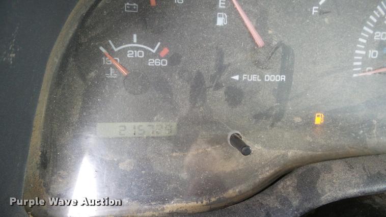 image for item K8001 1998 Dodge Ram 1500 pickup truck