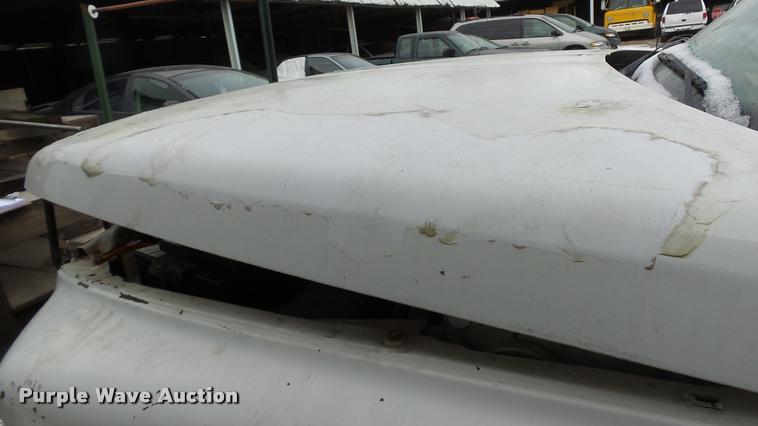 image for item K8001 1998 Dodge Ram 1500 pickup truck