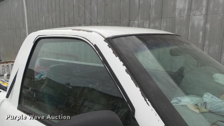 image for item K8001 1998 Dodge Ram 1500 pickup truck