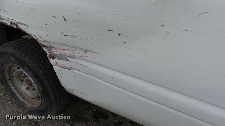 image for item K8001 1998 Dodge Ram 1500 pickup truck