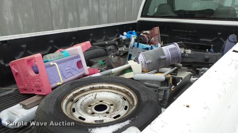 image for item K8001 1998 Dodge Ram 1500 pickup truck