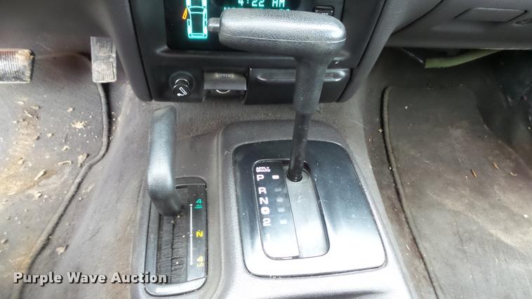 image for item K8003 1997 Jeep Grand Cherokee Limited SUV