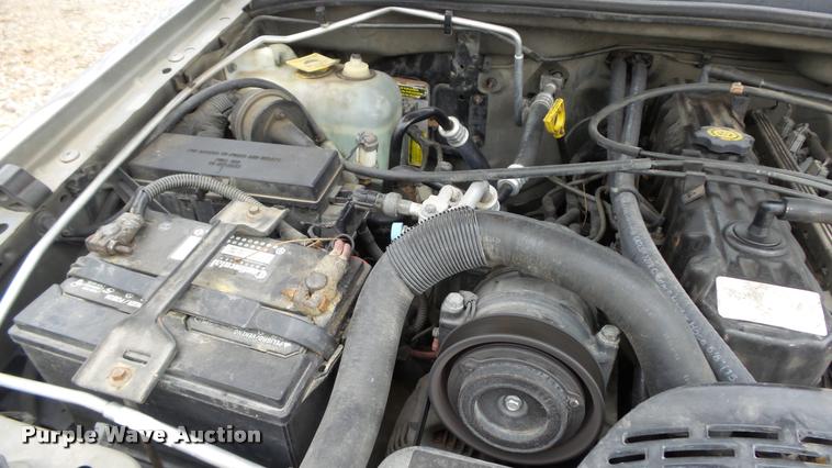 image for item K8003 1997 Jeep Grand Cherokee Limited SUV