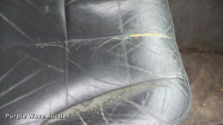 image for item K8003 1997 Jeep Grand Cherokee Limited SUV