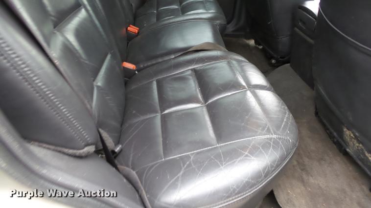 image for item K8003 1997 Jeep Grand Cherokee Limited SUV