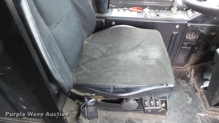 image for item K8023 1998 Gillig C18A102N4 City Transit party bus