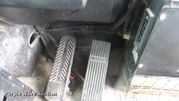 image for item K8023 1998 Gillig C18A102N4 City Transit party bus