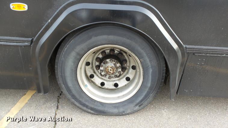 image for item K8023 1998 Gillig C18A102N4 City Transit party bus