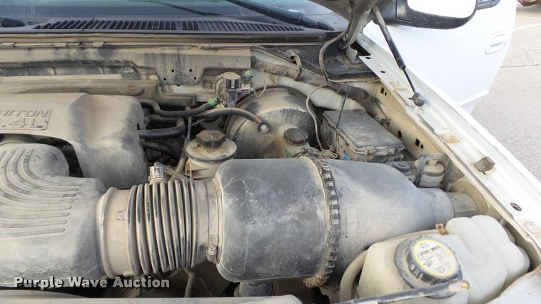 image for item K8025 2001 Ford F150 XLT SuperCab pickup truck