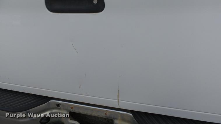 image for item K8025 2001 Ford F150 XLT SuperCab pickup truck