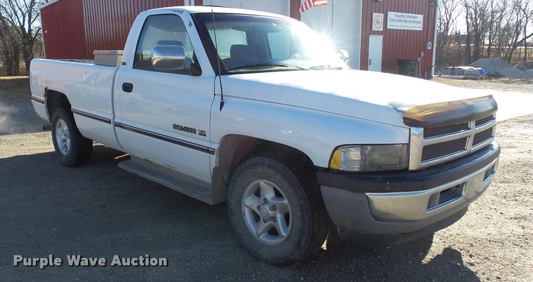 image for item K8056 1997 Dodge Ram 1500 Laramie SLT pickup truck