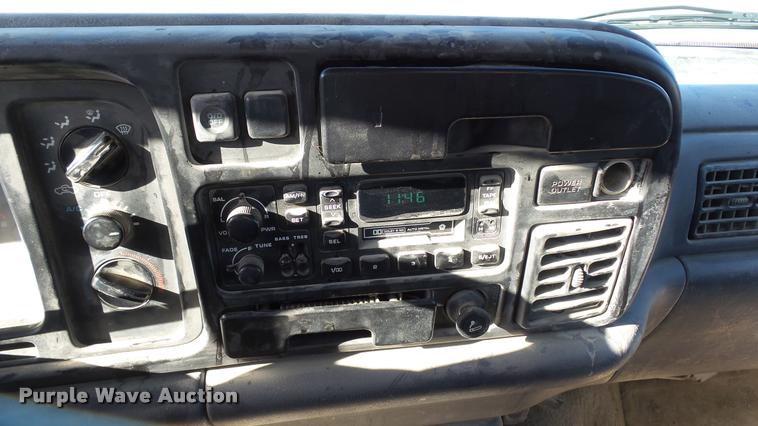 image for item K8056 1997 Dodge Ram 1500 Laramie SLT pickup truck