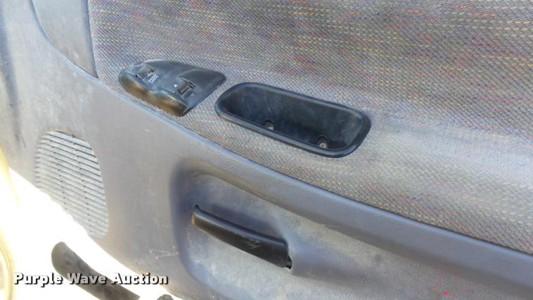 image for item K8056 1997 Dodge Ram 1500 Laramie SLT pickup truck