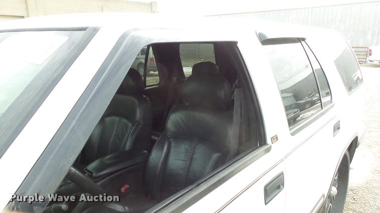 image for item K8059 1999 Chevrolet Blazer SUV