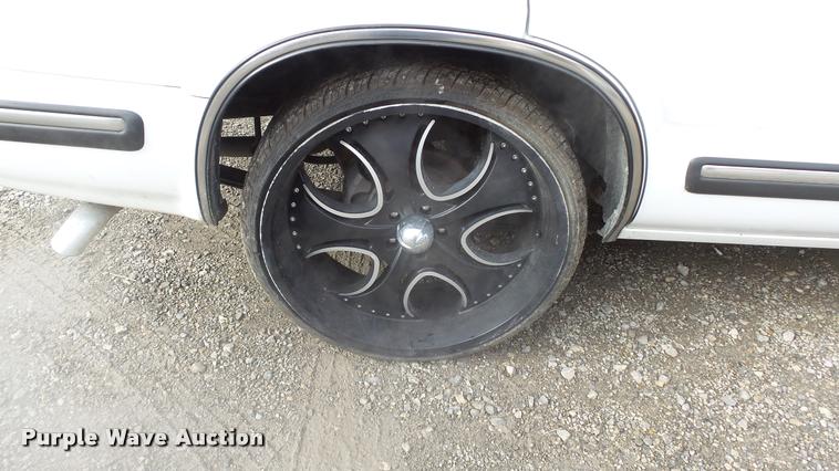 image for item K8059 1999 Chevrolet Blazer SUV