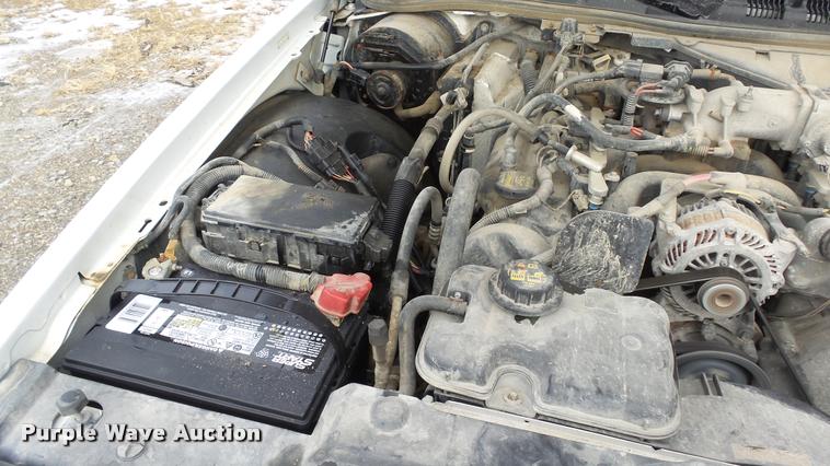 image for item K8060 2010 Ford Crown Victoria