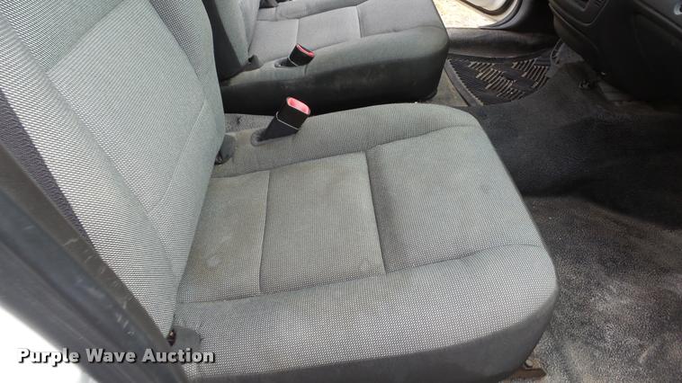 image for item K8060 2010 Ford Crown Victoria