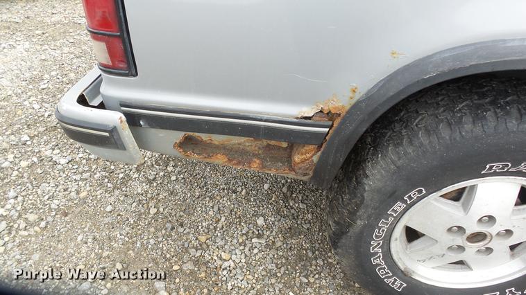 image for item K8061 1989 Chevrolet S10 Blazer SUV