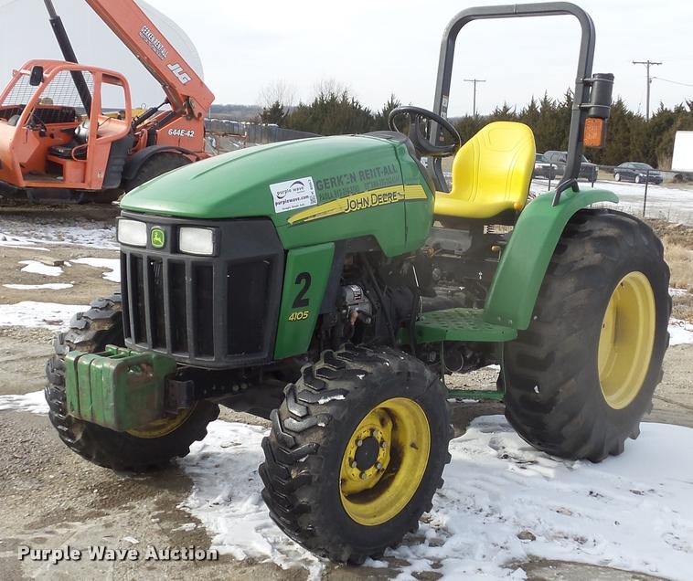 image for item K8063 John Deere 4105 tractor