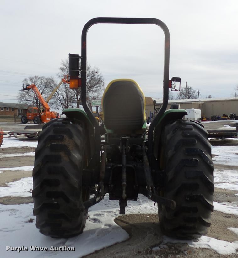 image for item K8063 John Deere 4105 tractor