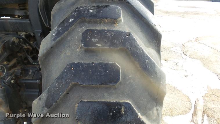 image for item K8063 John Deere 4105 tractor