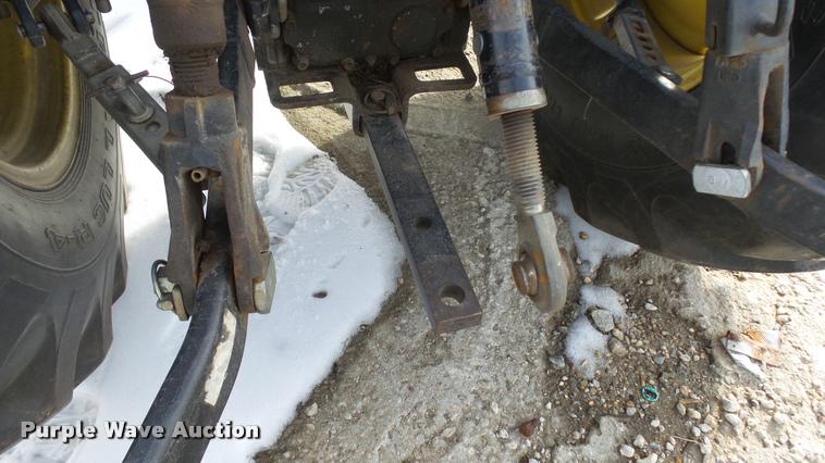 image for item K8063 John Deere 4105 tractor