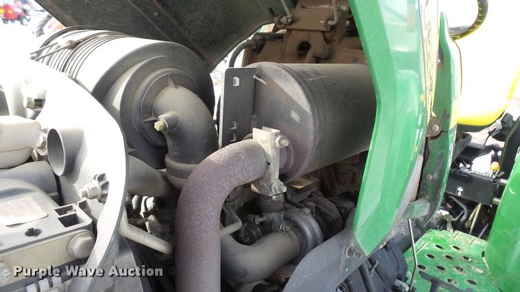 image for item K8063 John Deere 4105 tractor