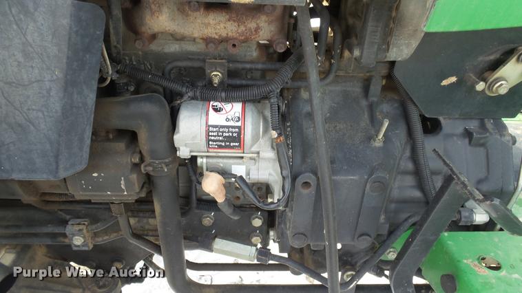 image for item K8063 John Deere 4105 tractor