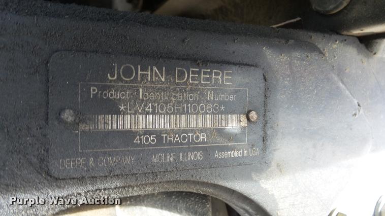 image for item K8063 John Deere 4105 tractor