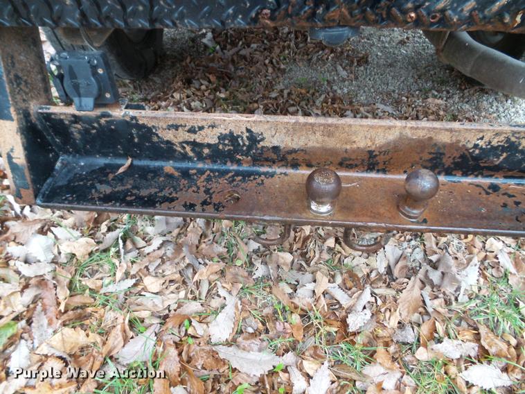 image for item K8074 2007 Ford F250 Super Duty XLT flatbed pickup truck