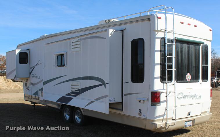 image for item L3002 2002 Carriage DS368 camper