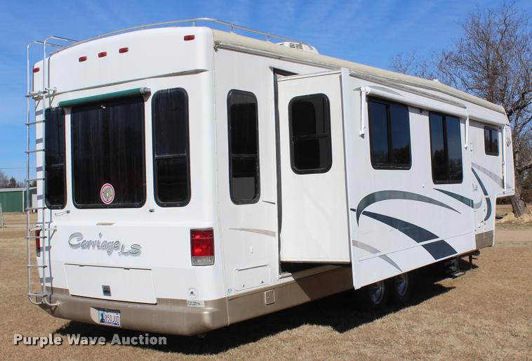 image for item L3002 2002 Carriage DS368 camper