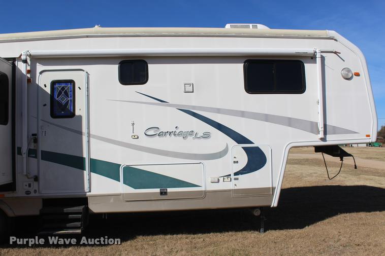 image for item L3002 2002 Carriage DS368 camper