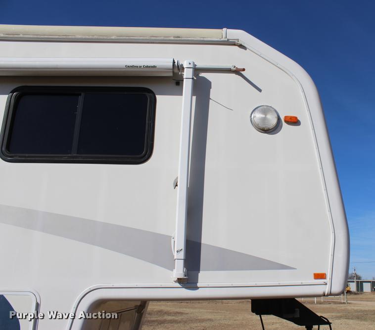 image for item L3002 2002 Carriage DS368 camper