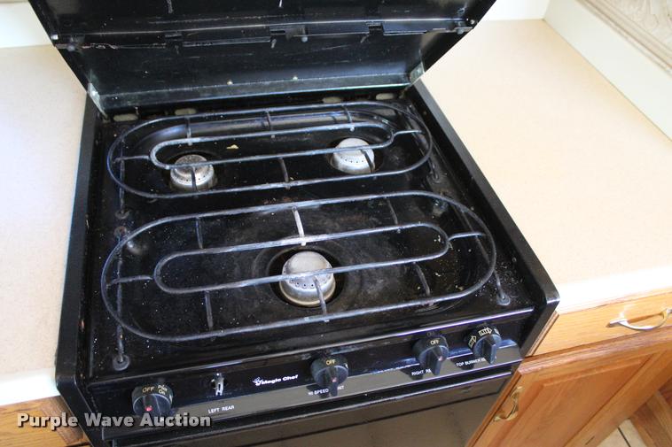 image for item L3002 2002 Carriage DS368 camper