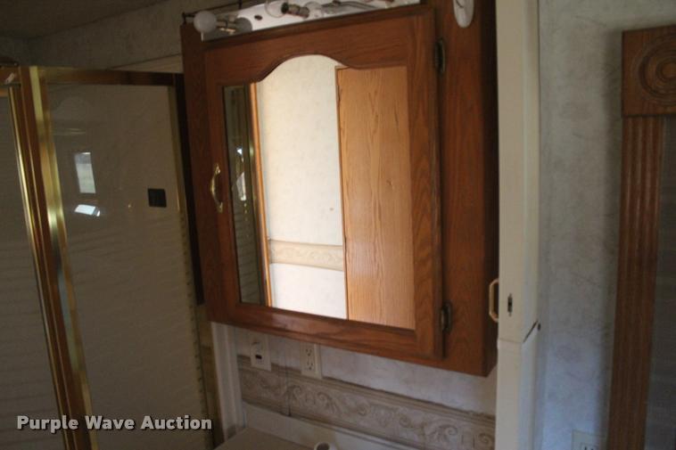 image for item L3002 2002 Carriage DS368 camper