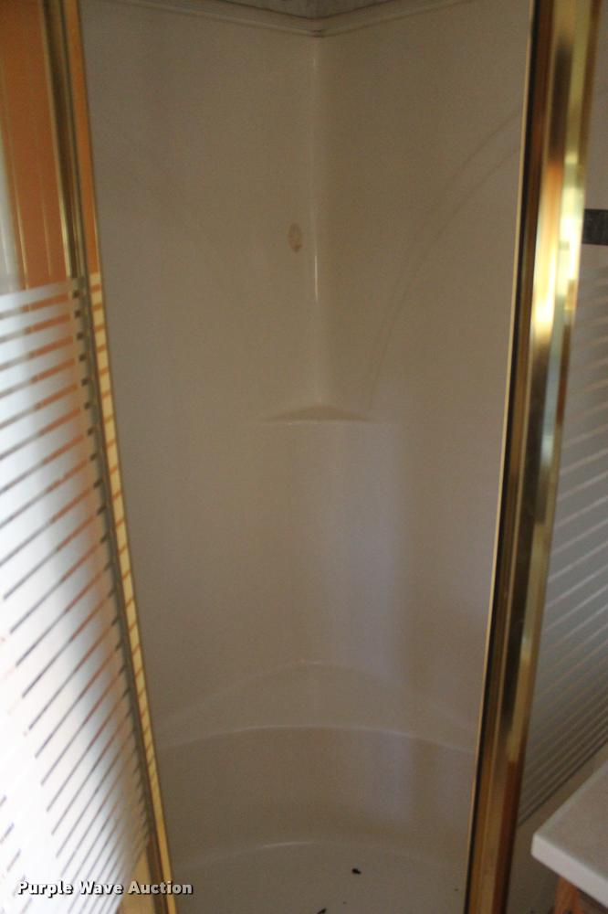 image for item L3002 2002 Carriage DS368 camper