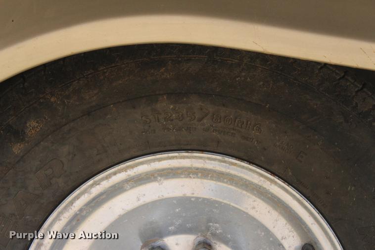 image for item L3002 2002 Carriage DS368 camper