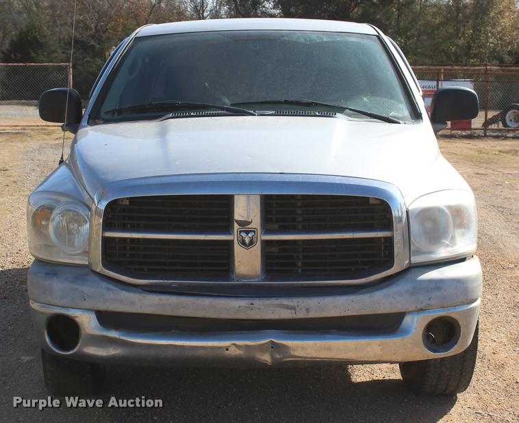 image for item L3005 2008 Dodge Ram 1500 Quad Cab pickup truck