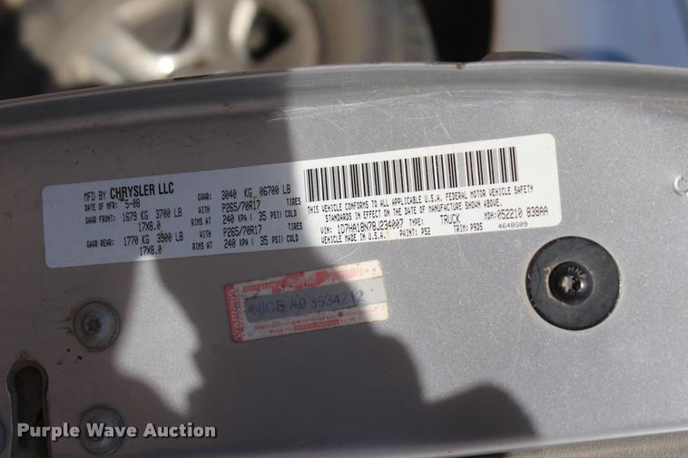 image for item L3005 2008 Dodge Ram 1500 Quad Cab pickup truck