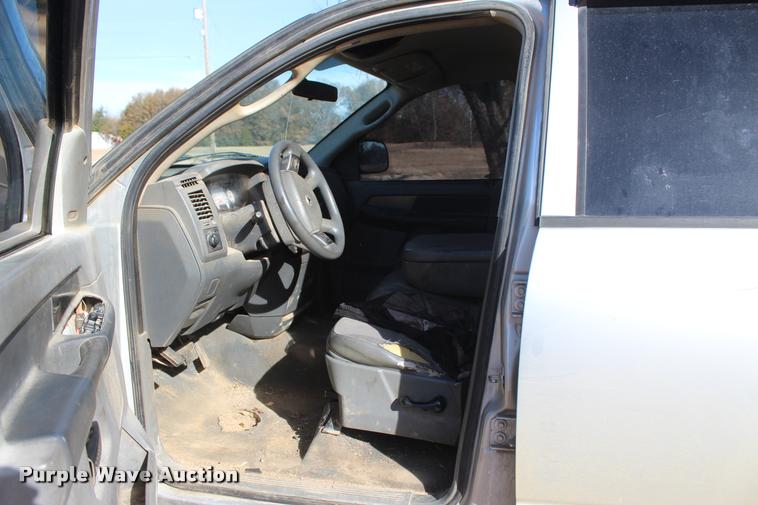 image for item L3005 2008 Dodge Ram 1500 Quad Cab pickup truck