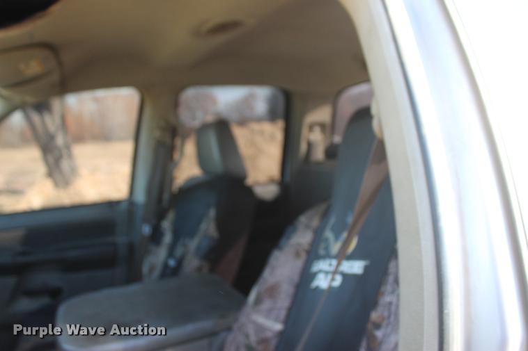 image for item L3005 2008 Dodge Ram 1500 Quad Cab pickup truck