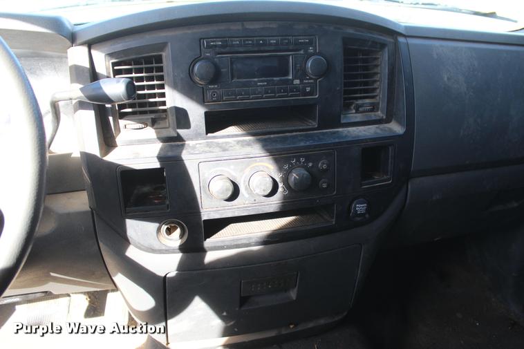 image for item L3005 2008 Dodge Ram 1500 Quad Cab pickup truck