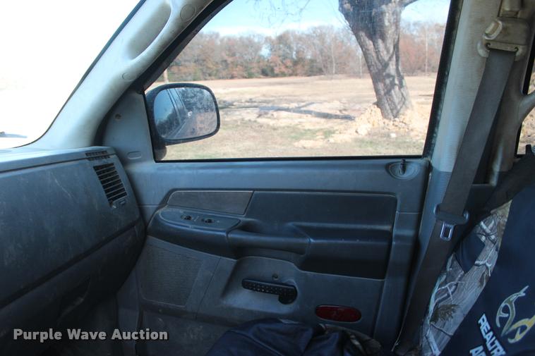 image for item L3005 2008 Dodge Ram 1500 Quad Cab pickup truck