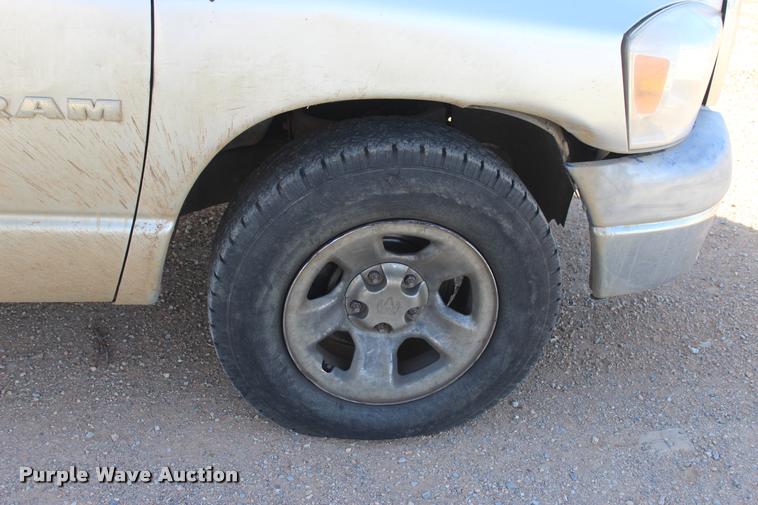 image for item L3005 2008 Dodge Ram 1500 Quad Cab pickup truck