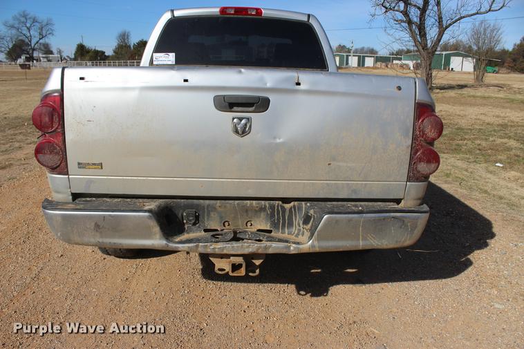 image for item L3005 2008 Dodge Ram 1500 Quad Cab pickup truck