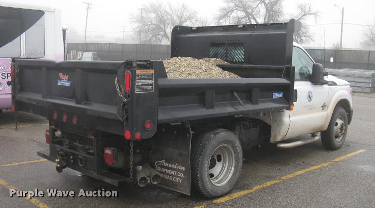 image for item L3936 2011 Ford F350 Super Duty XL dump bed pickup truck