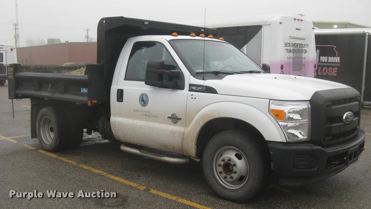 image for item L3936 2011 Ford F350 Super Duty XL dump bed pickup truck