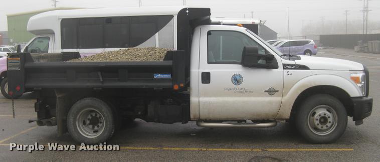 image for item L3936 2011 Ford F350 Super Duty XL dump bed pickup truck