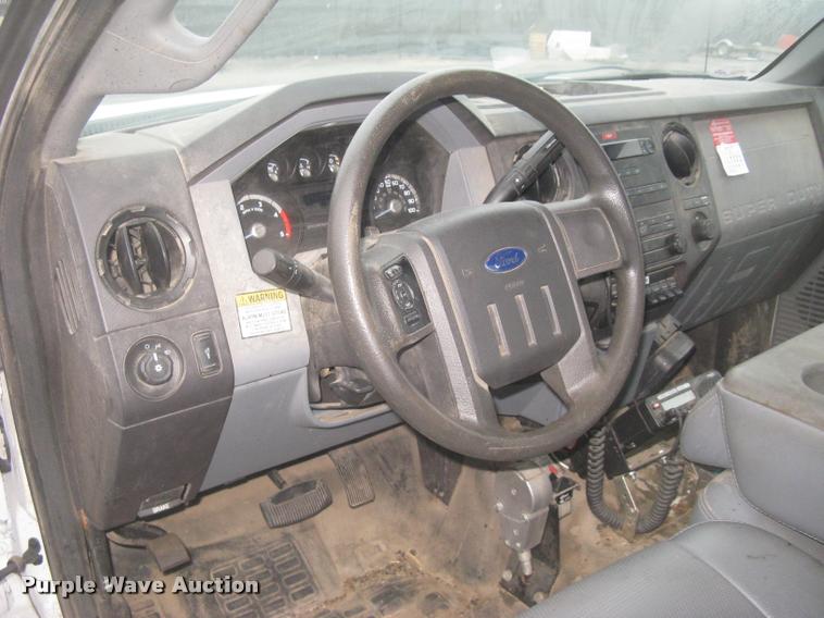 image for item L3936 2011 Ford F350 Super Duty XL dump bed pickup truck